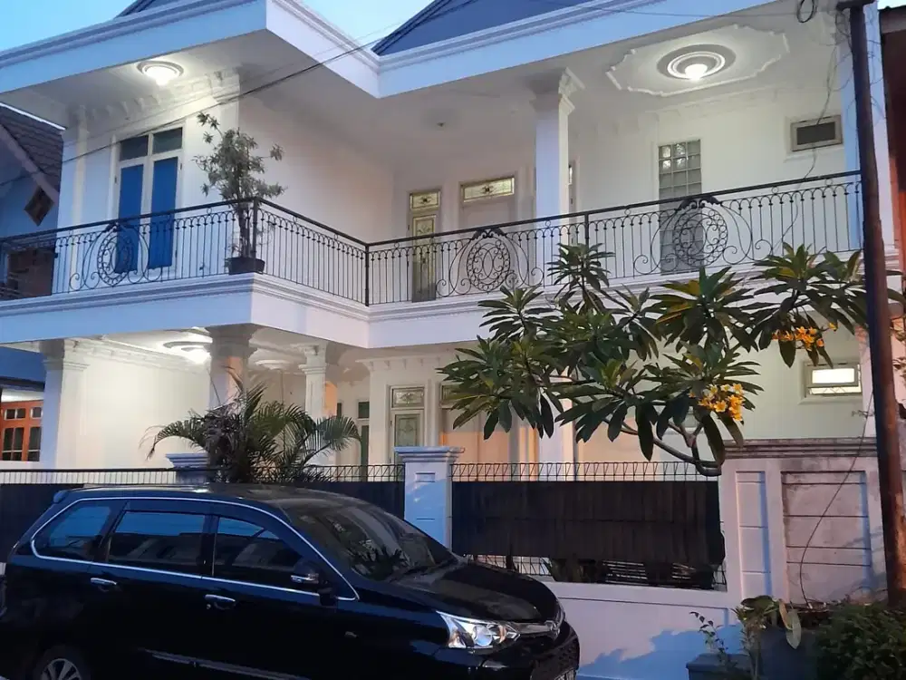 DIJUAL RUMAH SIAP HUNI   GRIYA LOKA BSD TANGERANG SELATAN