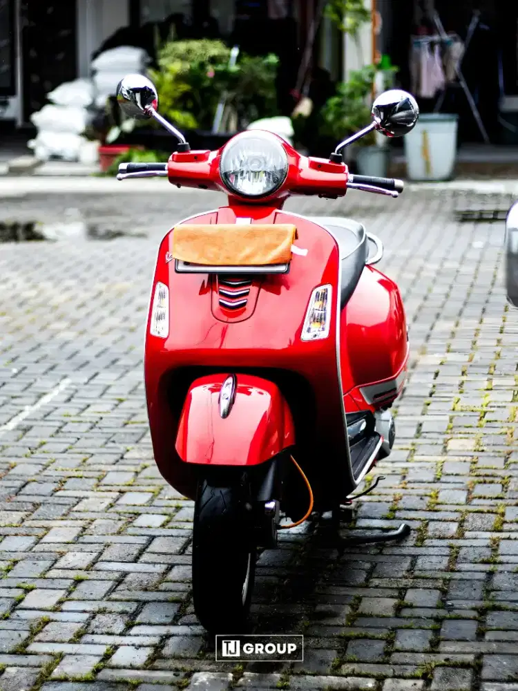 FOR SALE!! Vespa GTS 150 3V 2015