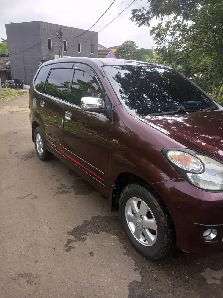 Toyota Avanza 2010 Bensin
