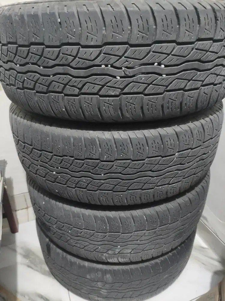 Ban Bekas R16 Bridgestone Dueler