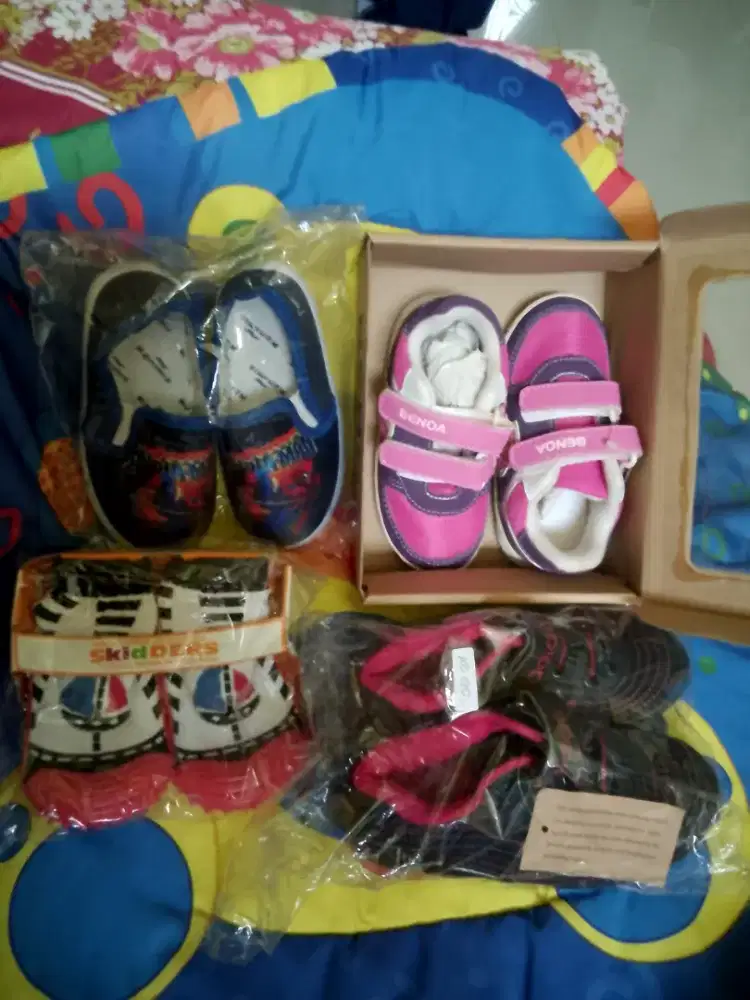 New sepatu balita harga per pasang