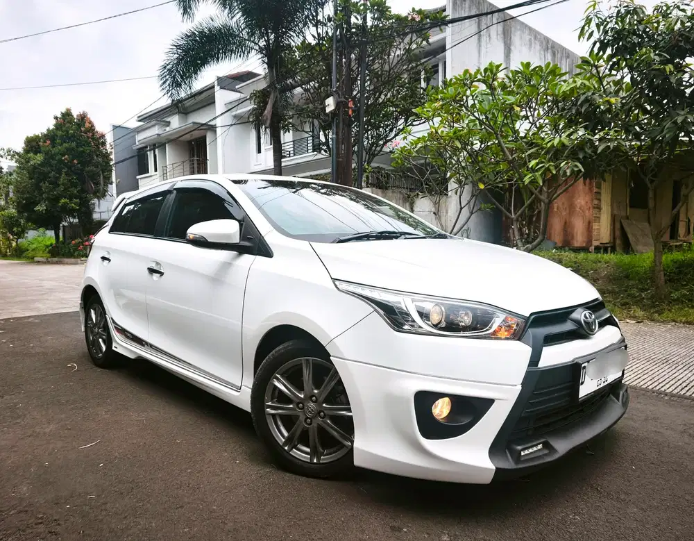 (Lowkm) Yaris TRD 2015 MT manual putih setangan km28rb mulus