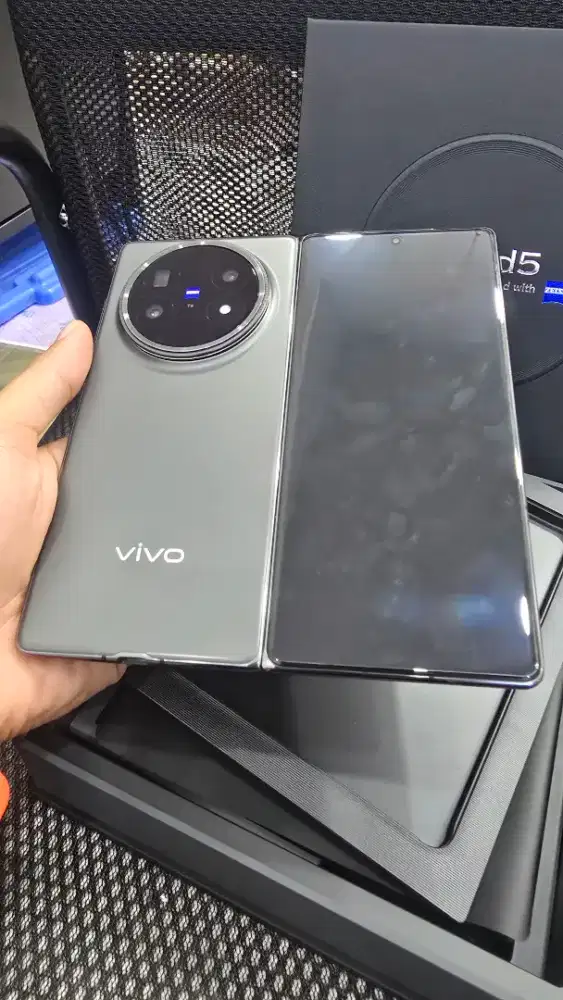 Vivo x fold5 ram 16 512