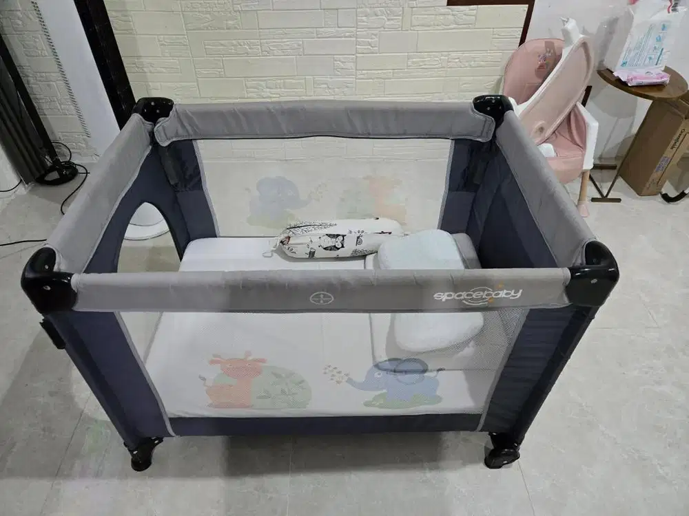 Box / tempat tidur bayi