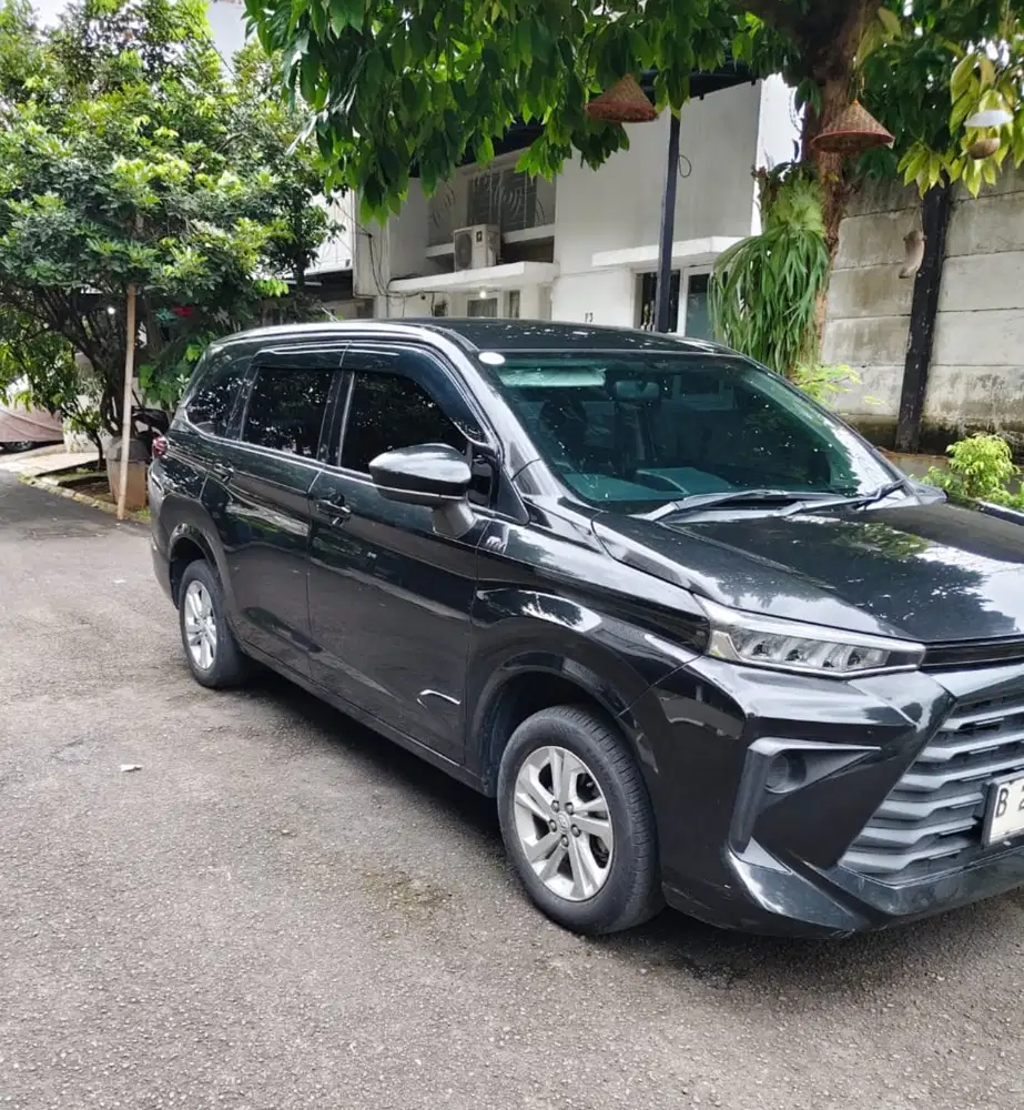 Toyota Avanza 2023 Bensin, Mobil Mantab..