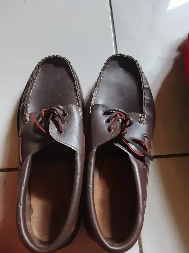 Barang kulit aslii bukan KW