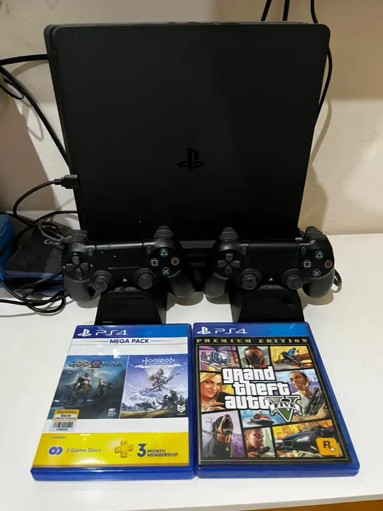 Dijual PS4 Slim