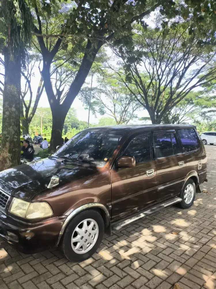 Kijang kapsul kijang lgx cokelat metalic