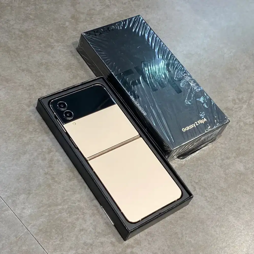 SAMSUNG Z FLIP 4 8/256 ADA MINUS