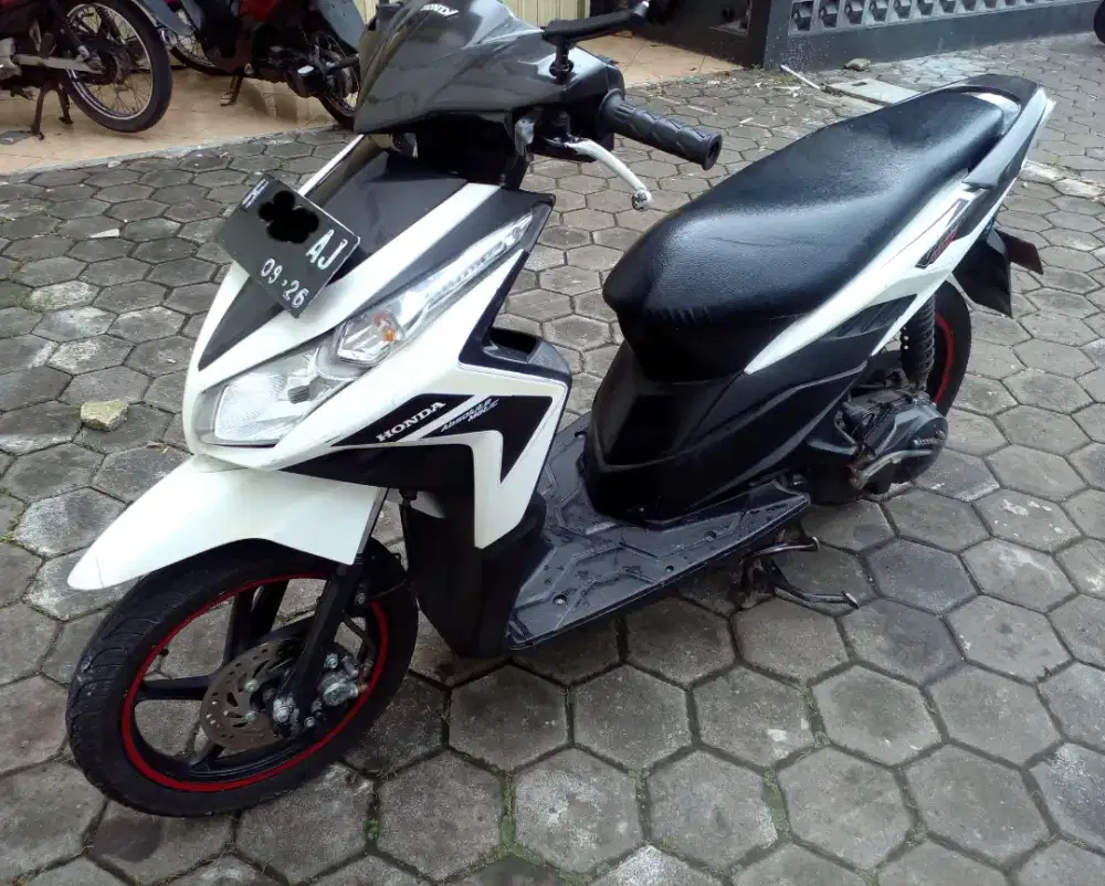 Vario Techno 2011 akhir pajak panjang hidup ban baru brg msh mulus