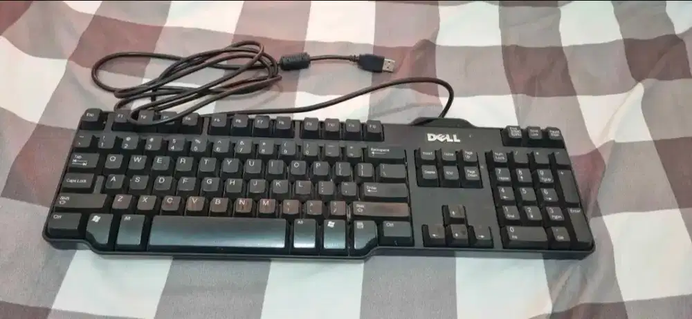 Keyboard Kabel DELL Asli