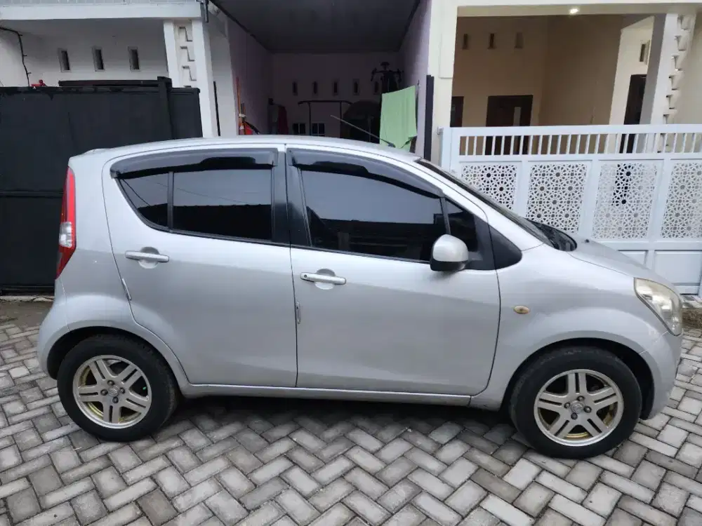 Mobil suzuki splash 2010 AG Nganjuk