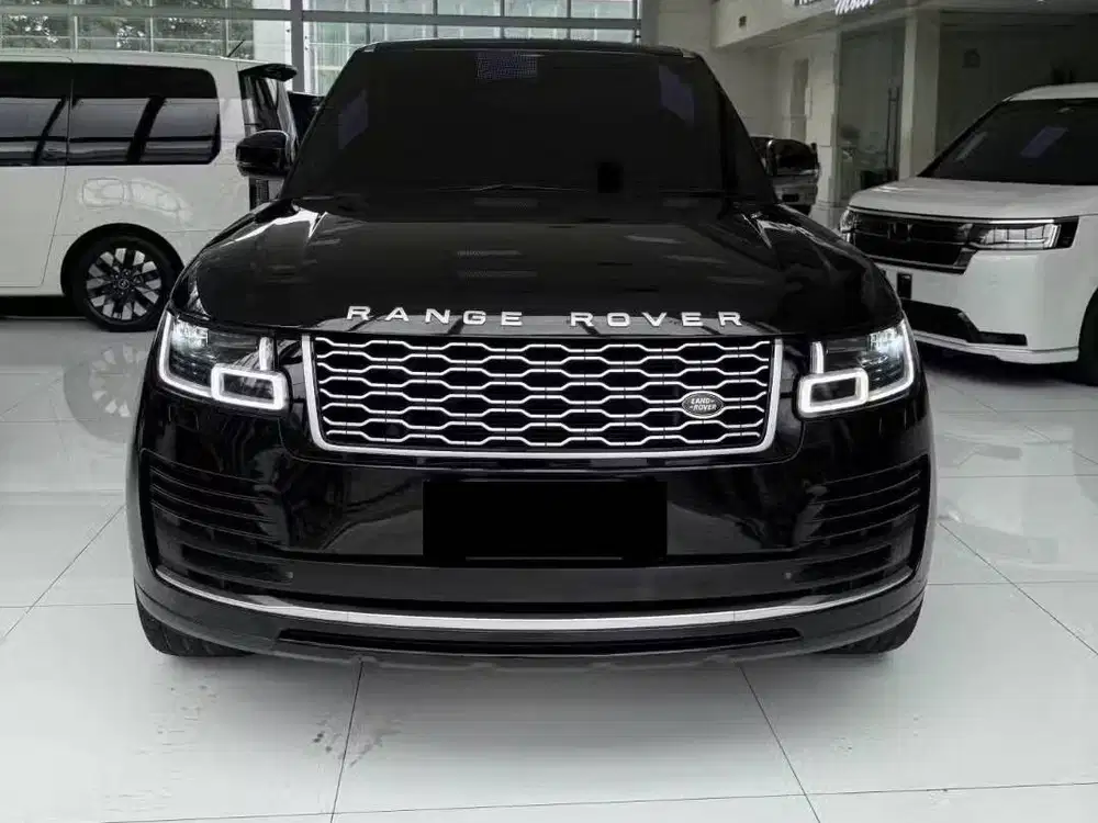 Land Rover Range Rover 3.0 Vogue LWB 2015 Facelift 2018 Black Hitam RR