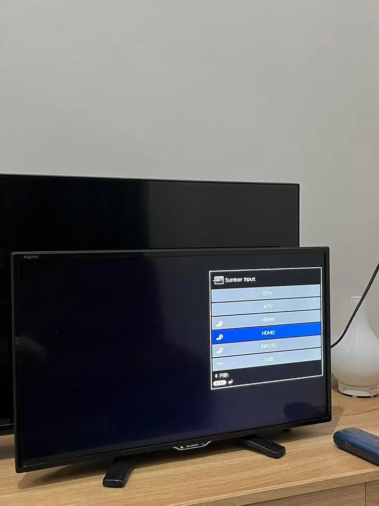 Di jual TV sharp Aquos LED tv 24