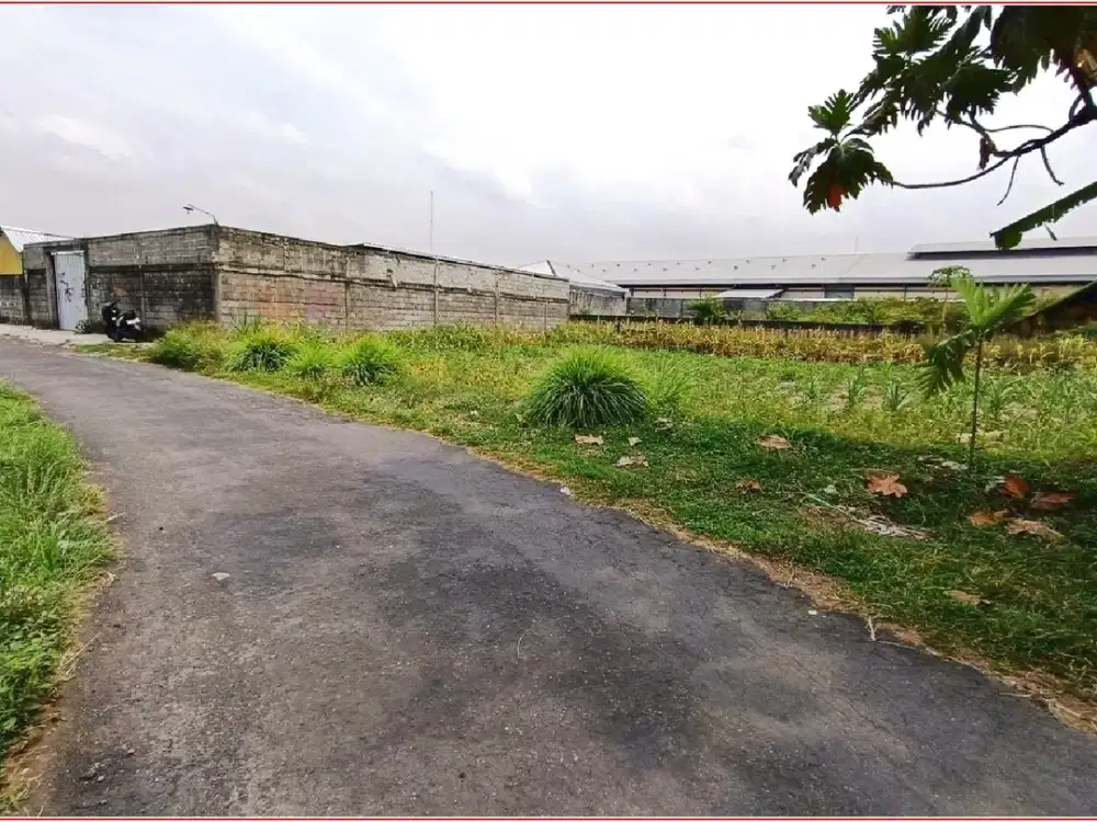 Dekat Pasar Rejodani Tanah Timur Jl. Palagan