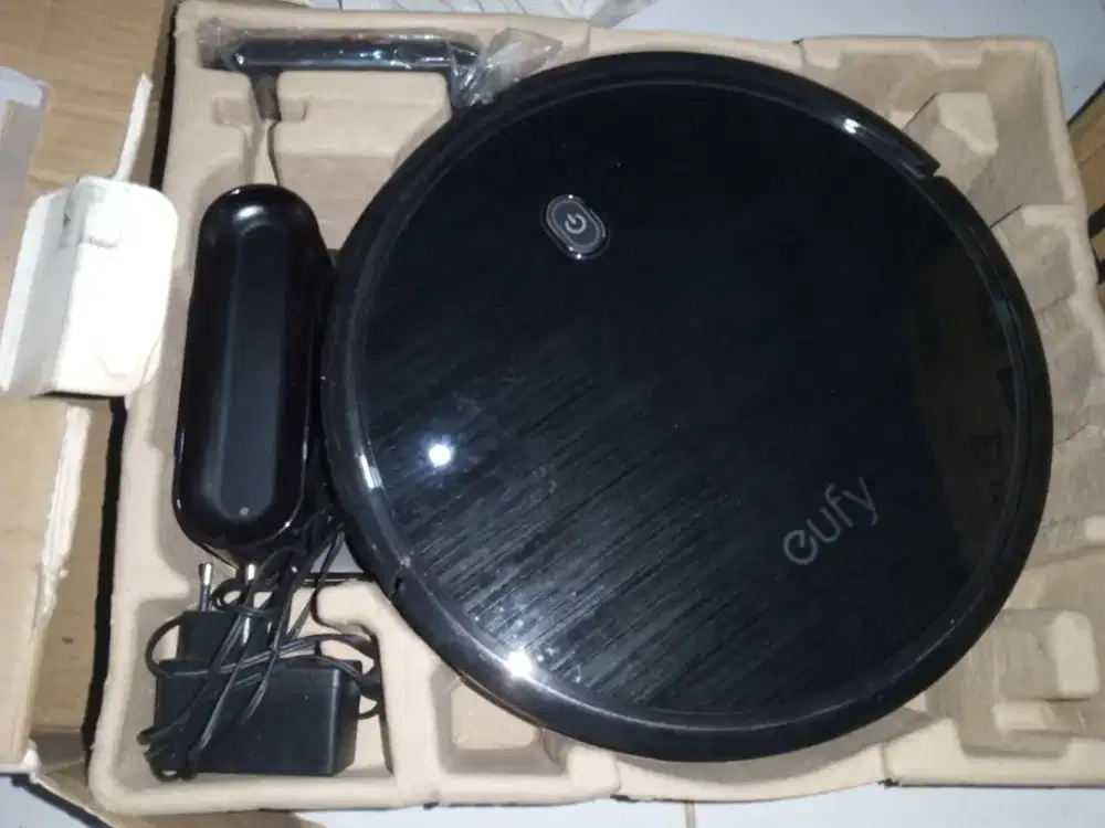 Robot vacum Eufy Robovac minus ga charging Rp.125rb