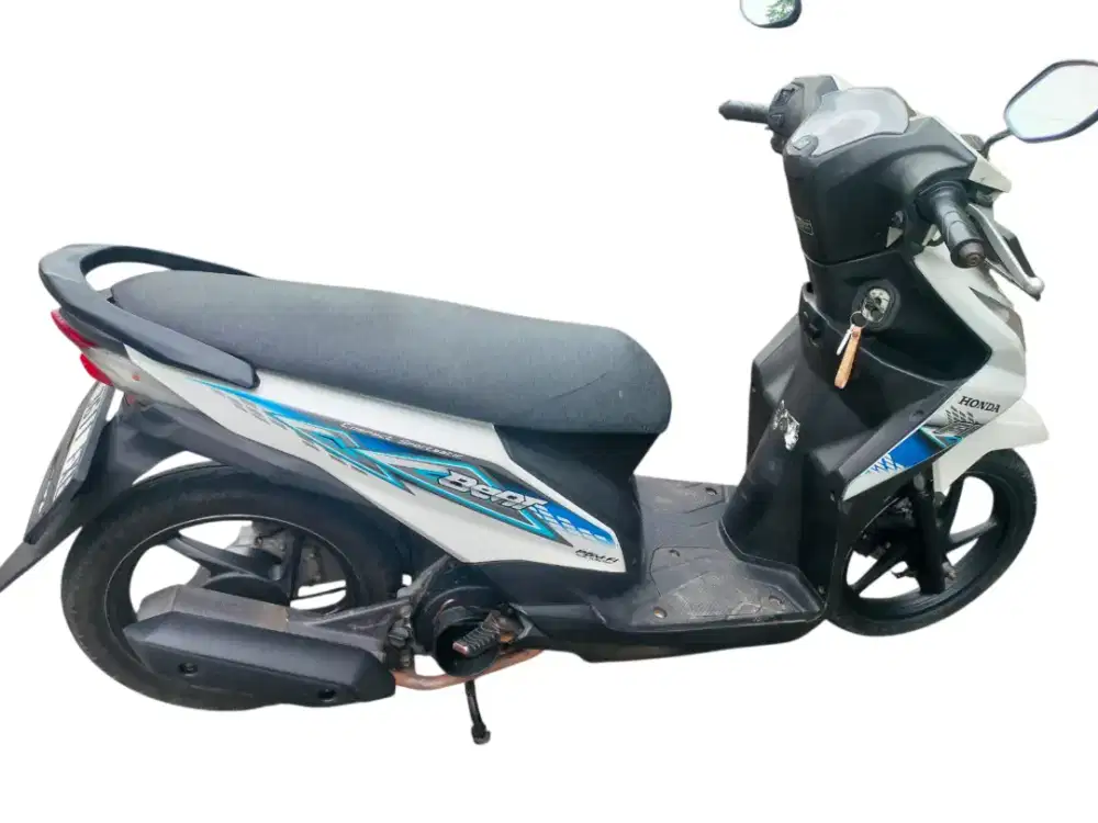 Honda beat tahun 2014
Ss lengkap bpkb,stnk,komplit,faktur
Pajak klewat