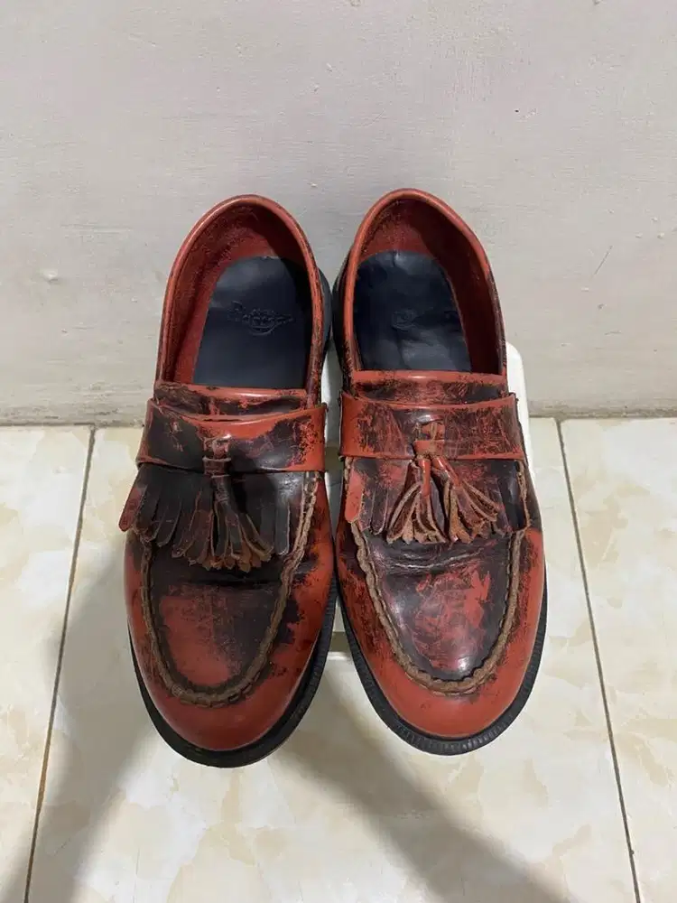 Sepatu docmart adrian tassel