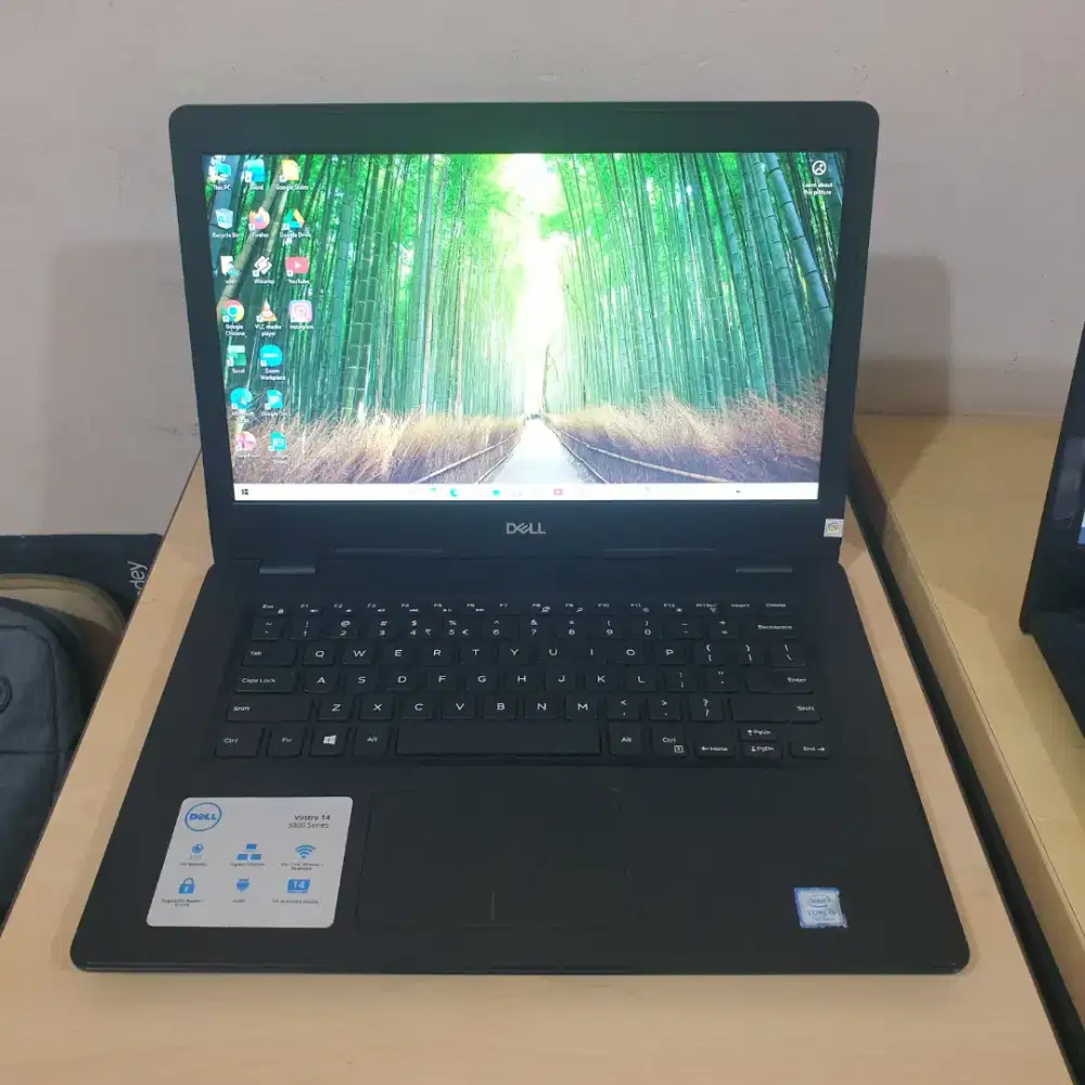 DELL VOSTRO 14 - CORE I3 7020U - HD 620 - 8GB - SSD 128GB