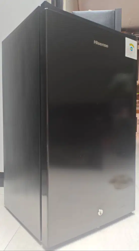 HiSense RR125D41BN 110L