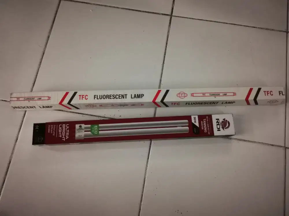 Lampu tanning arwana super red