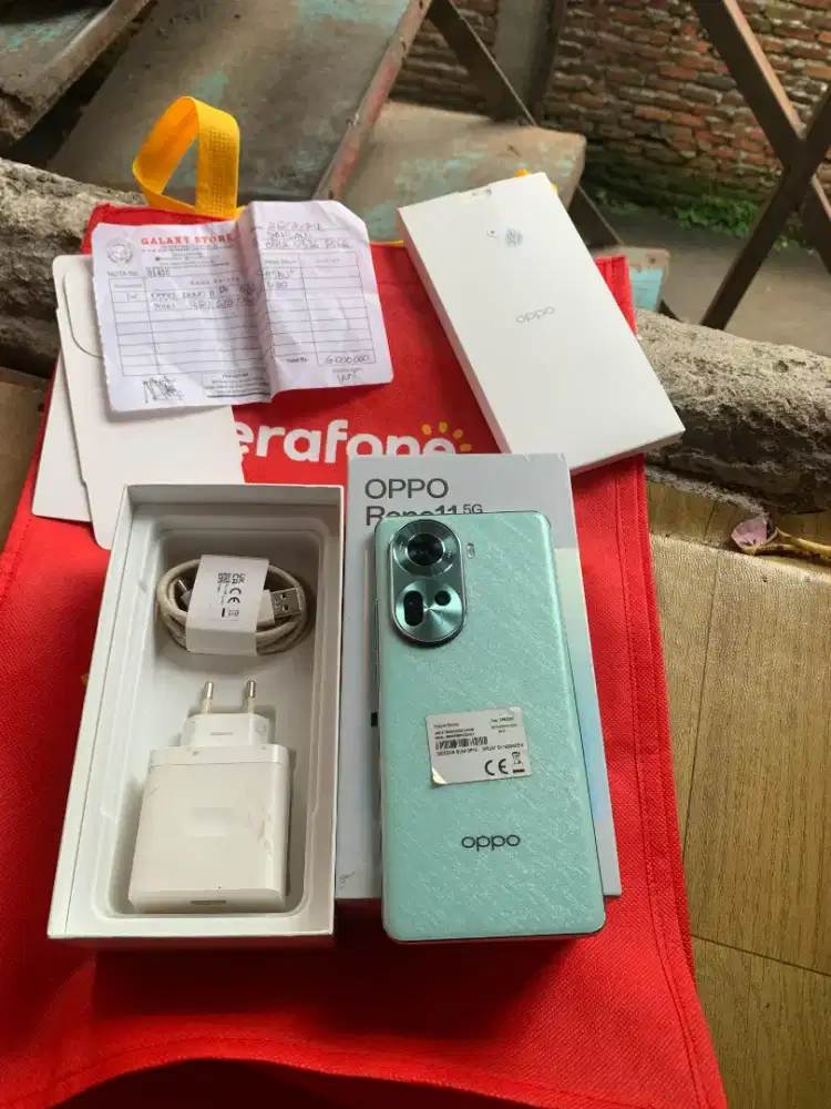 Oppo Reno 11 5G 8+8/256GB Fullset