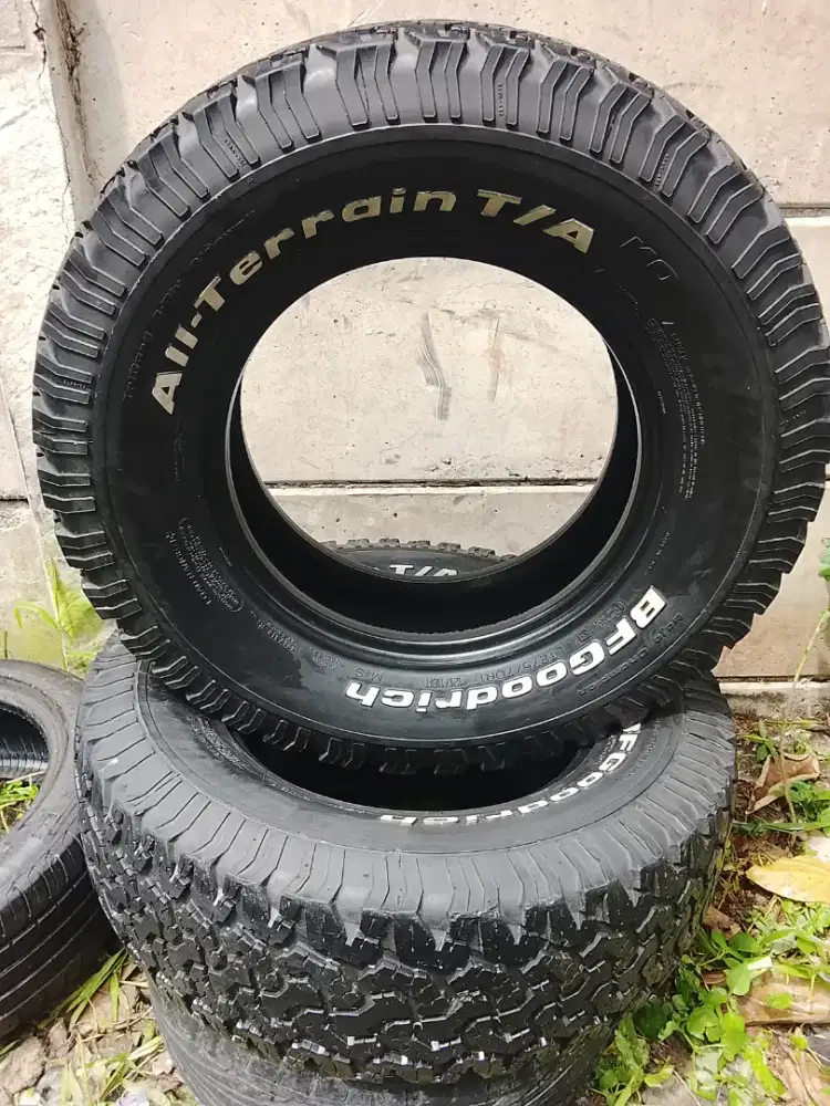 BFgoodrich 275 70 ring 17