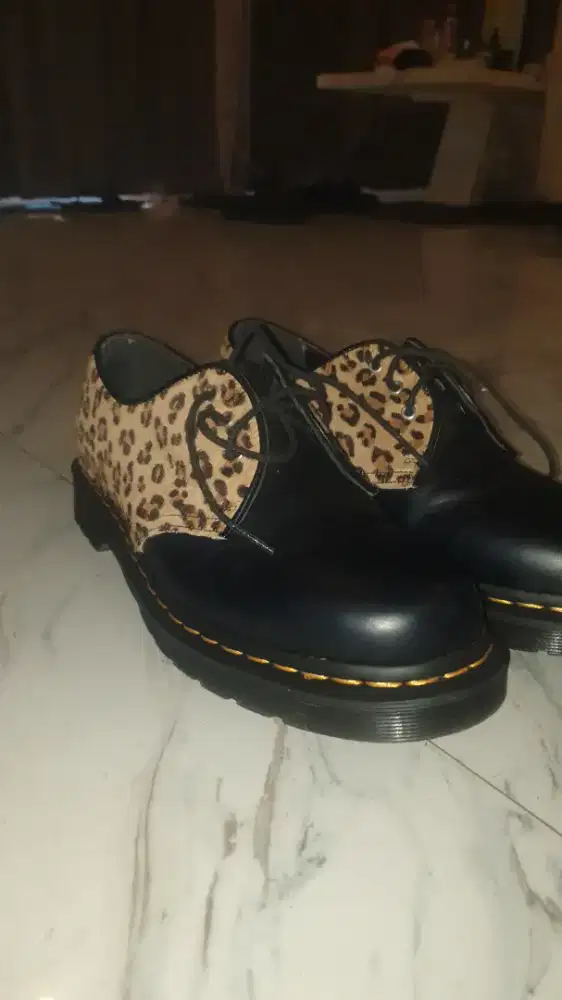 Sepatu Doctor Martens Leopard Print Oxford original