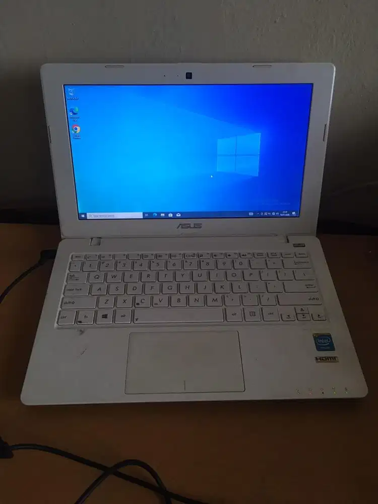 Asus X200M 2/500
