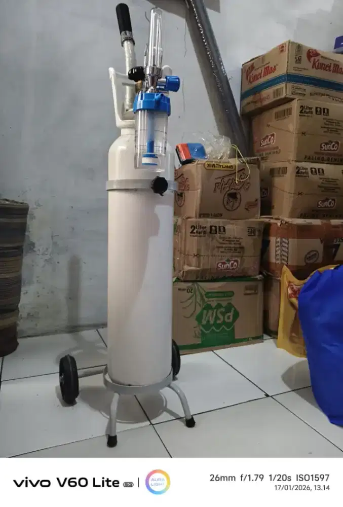 Jual tabung oksing 600 nego minus pemakaian 2 bulan minat ke lokasi