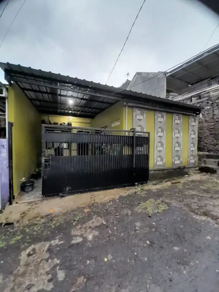 DIJUAL CEPAT RUMAH LOKASI STRATEGIS AMAN DAN NYAMAN