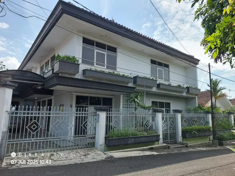 HUNIAN STRATEGIS Lokasi Premium Dekat Ke Fasilitas Umum Harga Nego