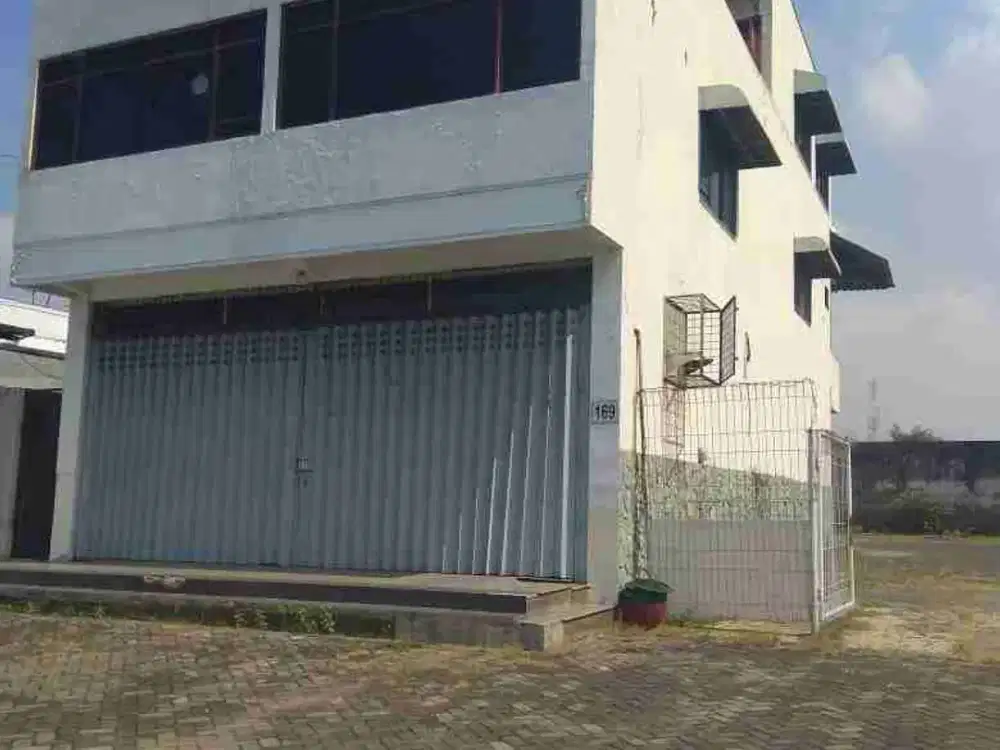 jual gudang ada ruko nya di raya taman