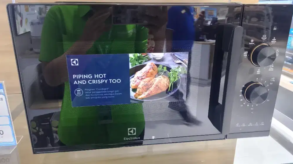 MICROWAVE ELECTROLUX 23Liter