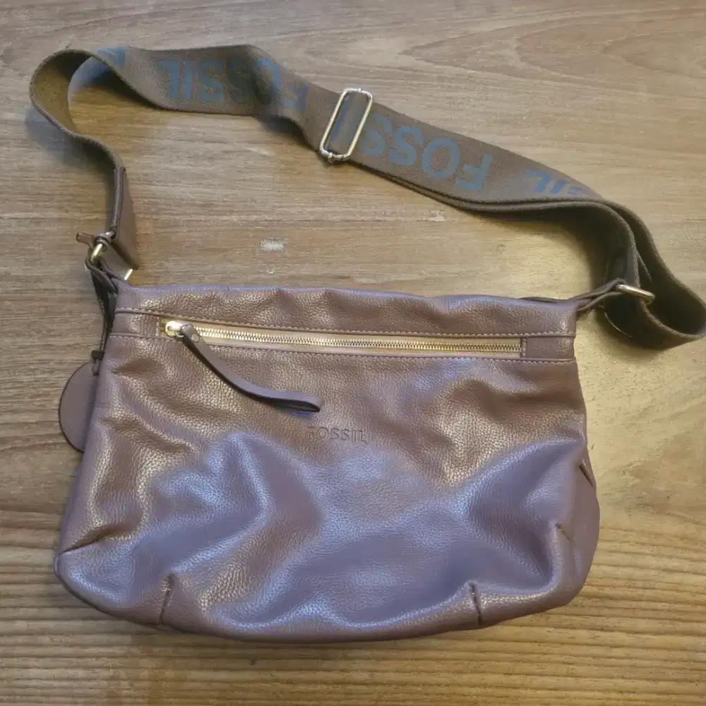 Tas Fossil preloved made in Vietnam