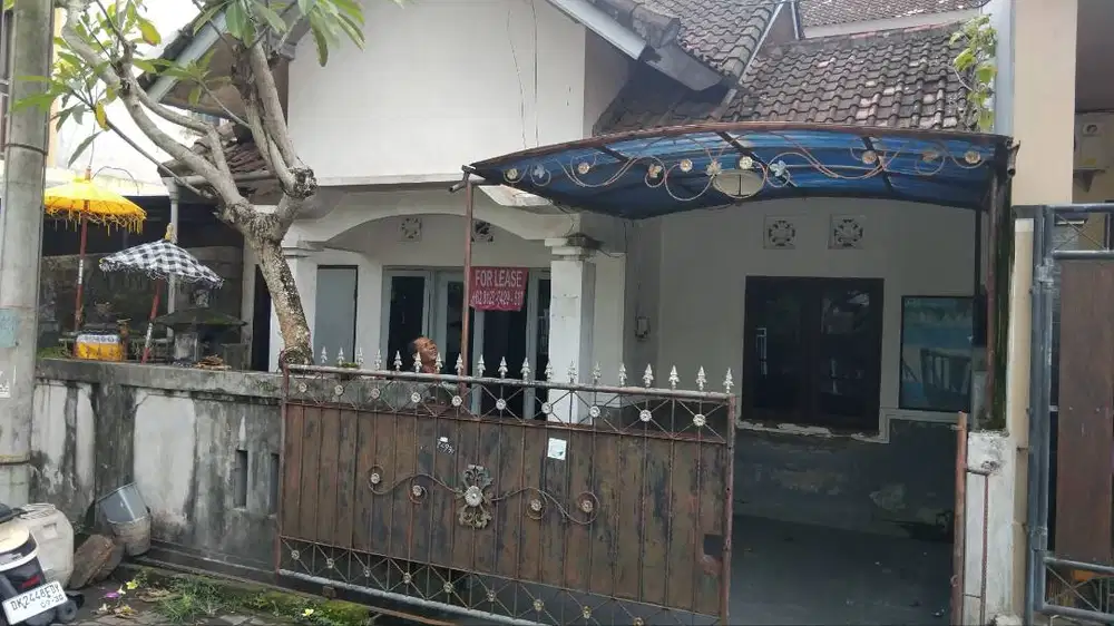 Jual Rumah di perumahan Selingsing munggu