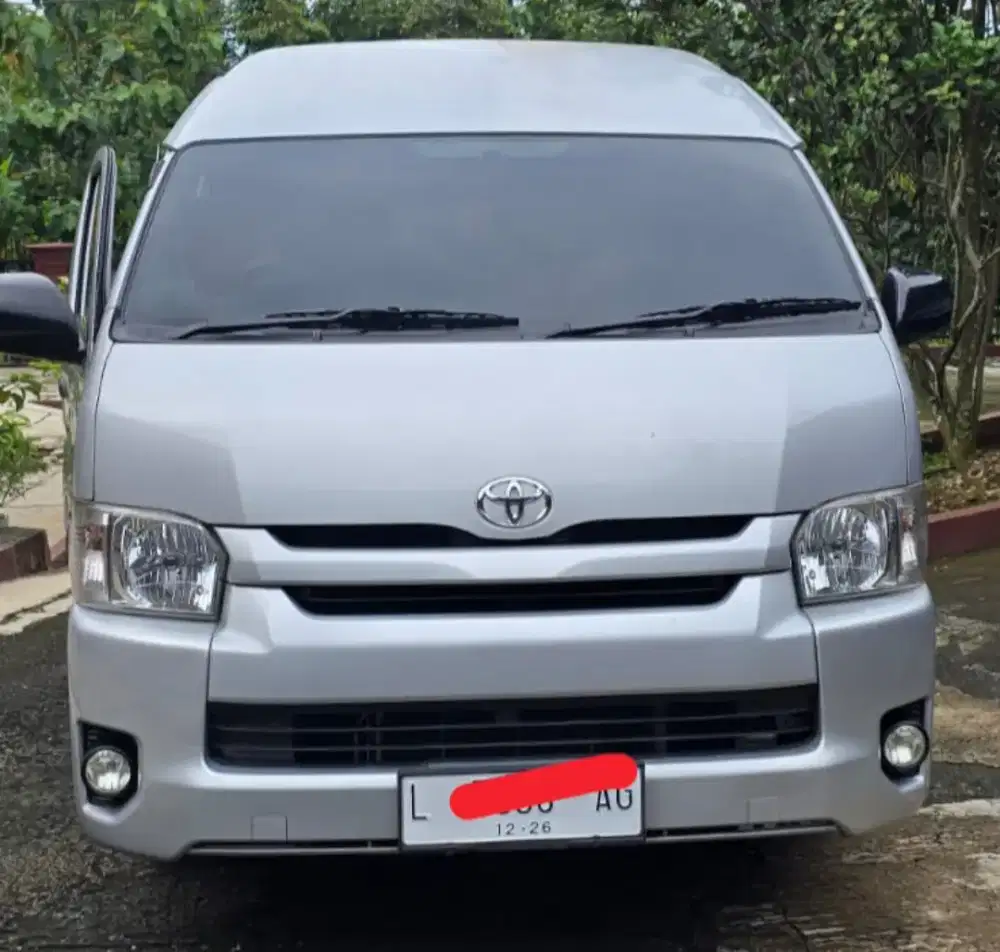 Hiace commuter tahun 2016