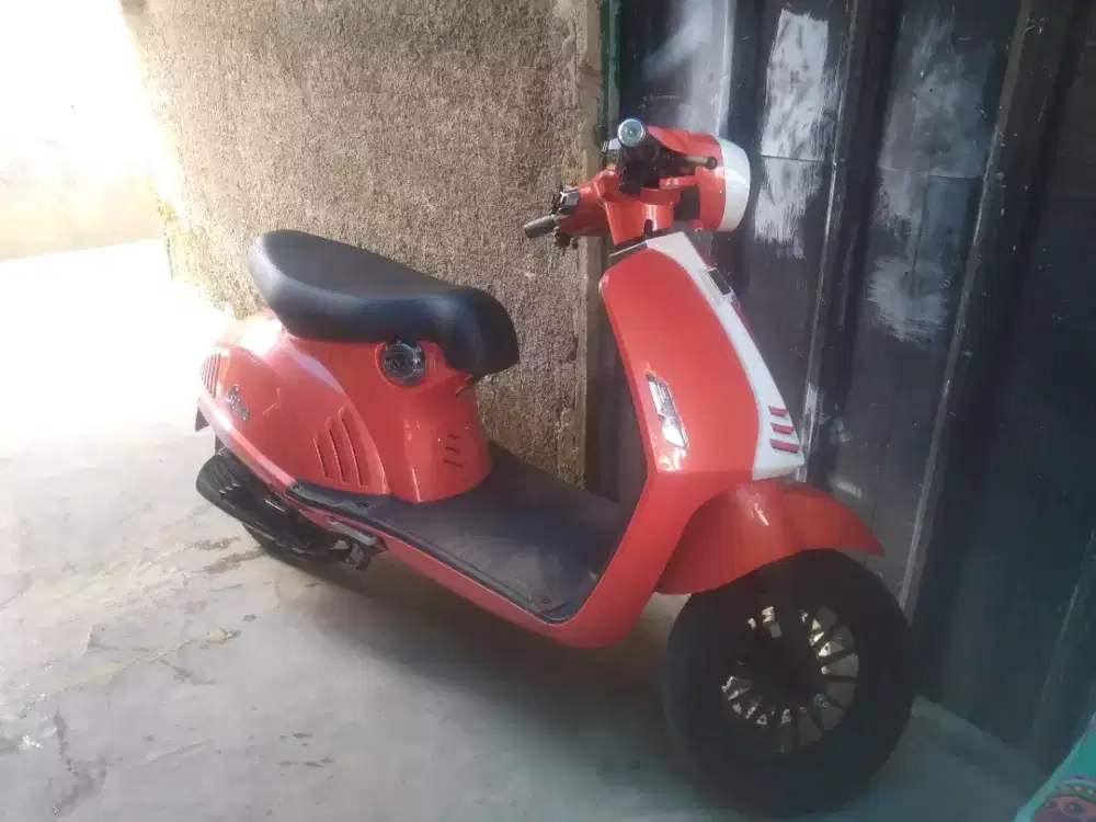 Motor listrik Volta tipe cyrus