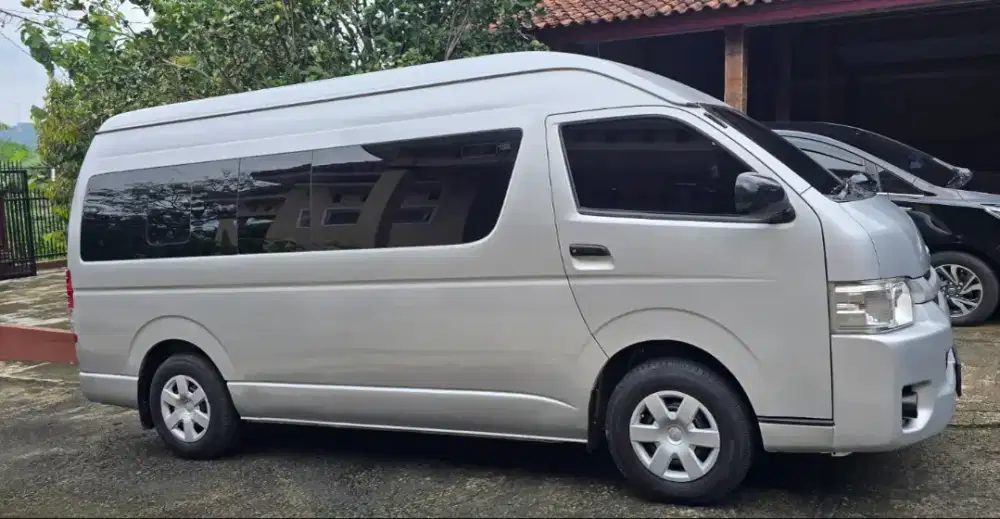 Hiace commuter tahun 2017