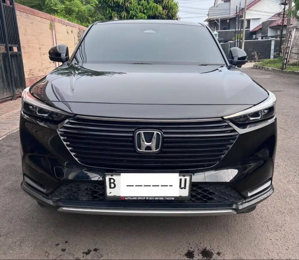 Honda HR-V 1.5L SE CVT 2023 Hitam Matic Second Mulus