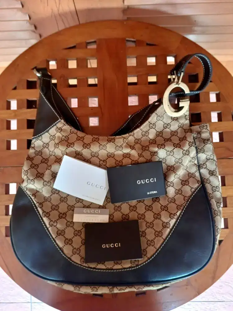 Gucci GG Carlotte Canvas Monogram Autent Leather Vintage  Shoulder Bag