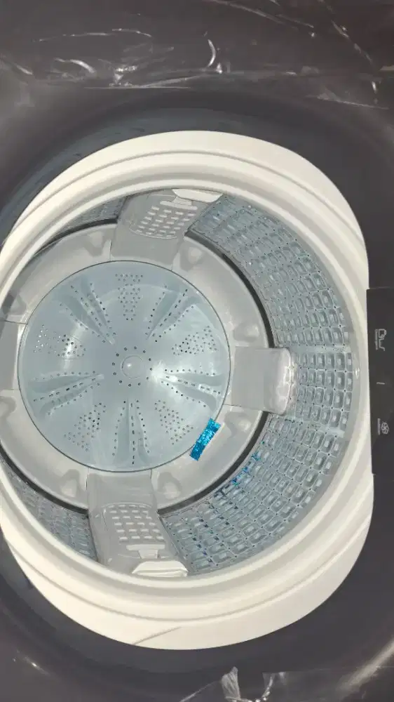 Mesin cuci merk aqua