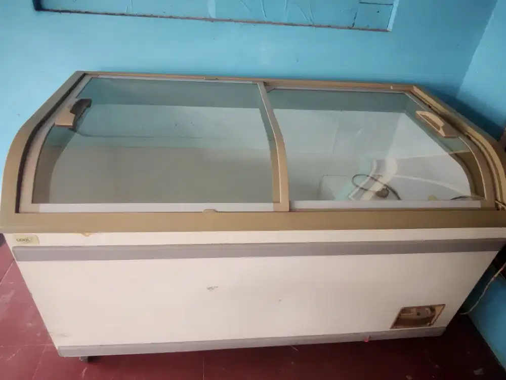 Freezer sliding curved 550 liter