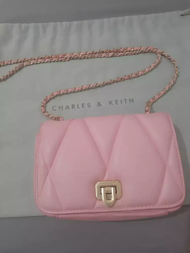 Tas Charles and Keith Original Pink