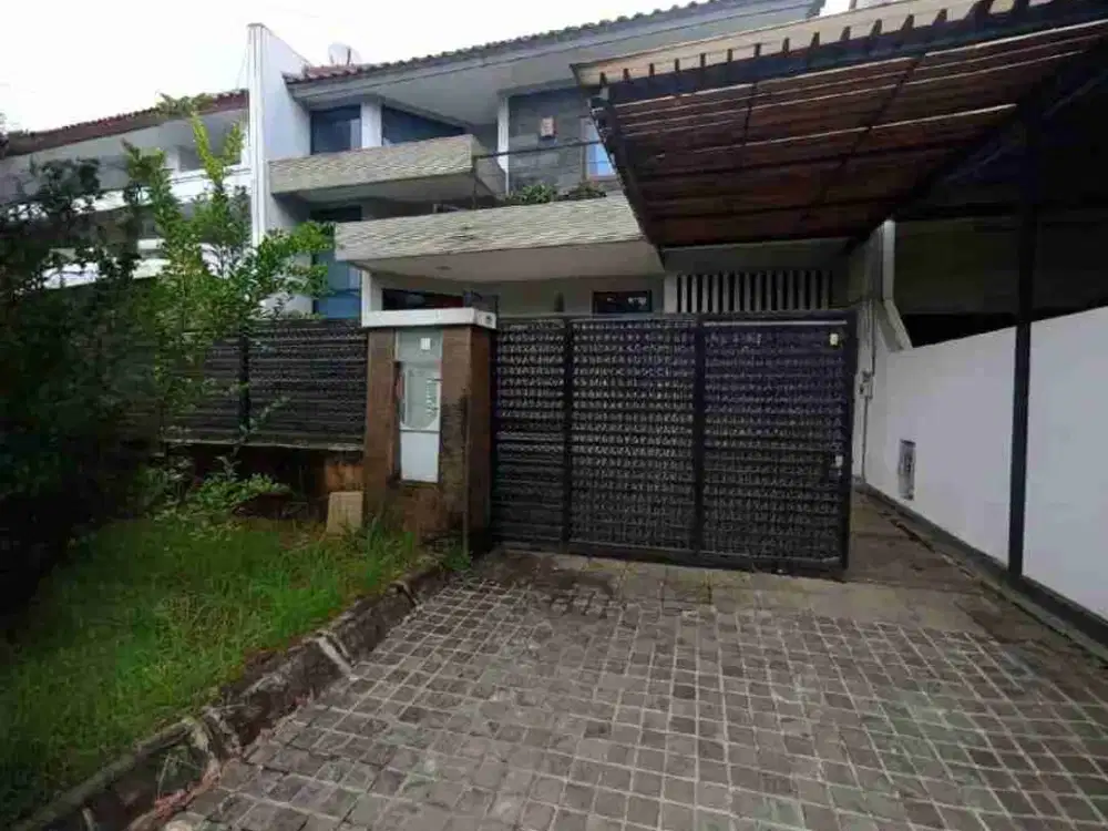 dijual rumah 2 lantai siap huni di taman modern Cakung