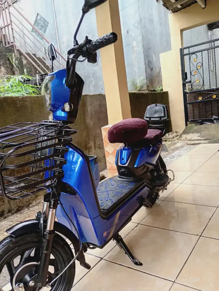 Sepeda listrik uwinfly