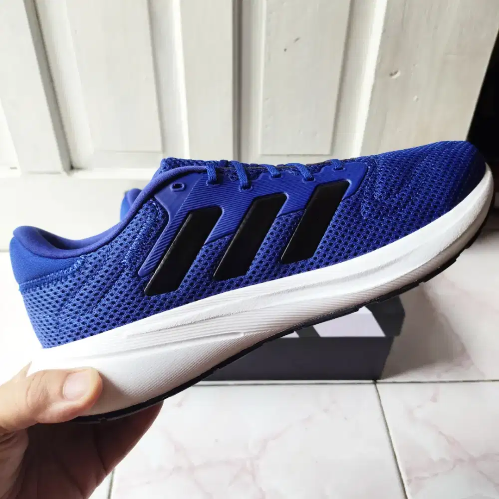 (NEW BNIB) Sepatu Running Adidas Response Original Size 42
