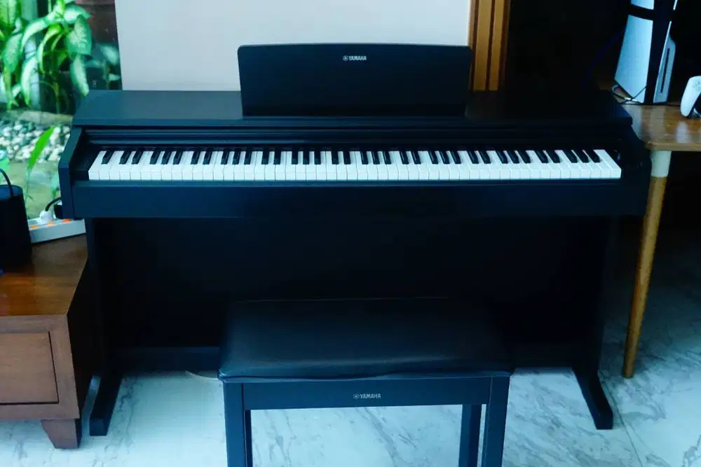 Dijual Piano Digital Yamaha Arius YDP-144