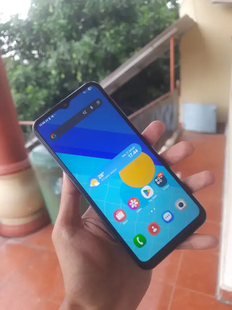 Samsung M14 5G ram 4/128gb SEIN original