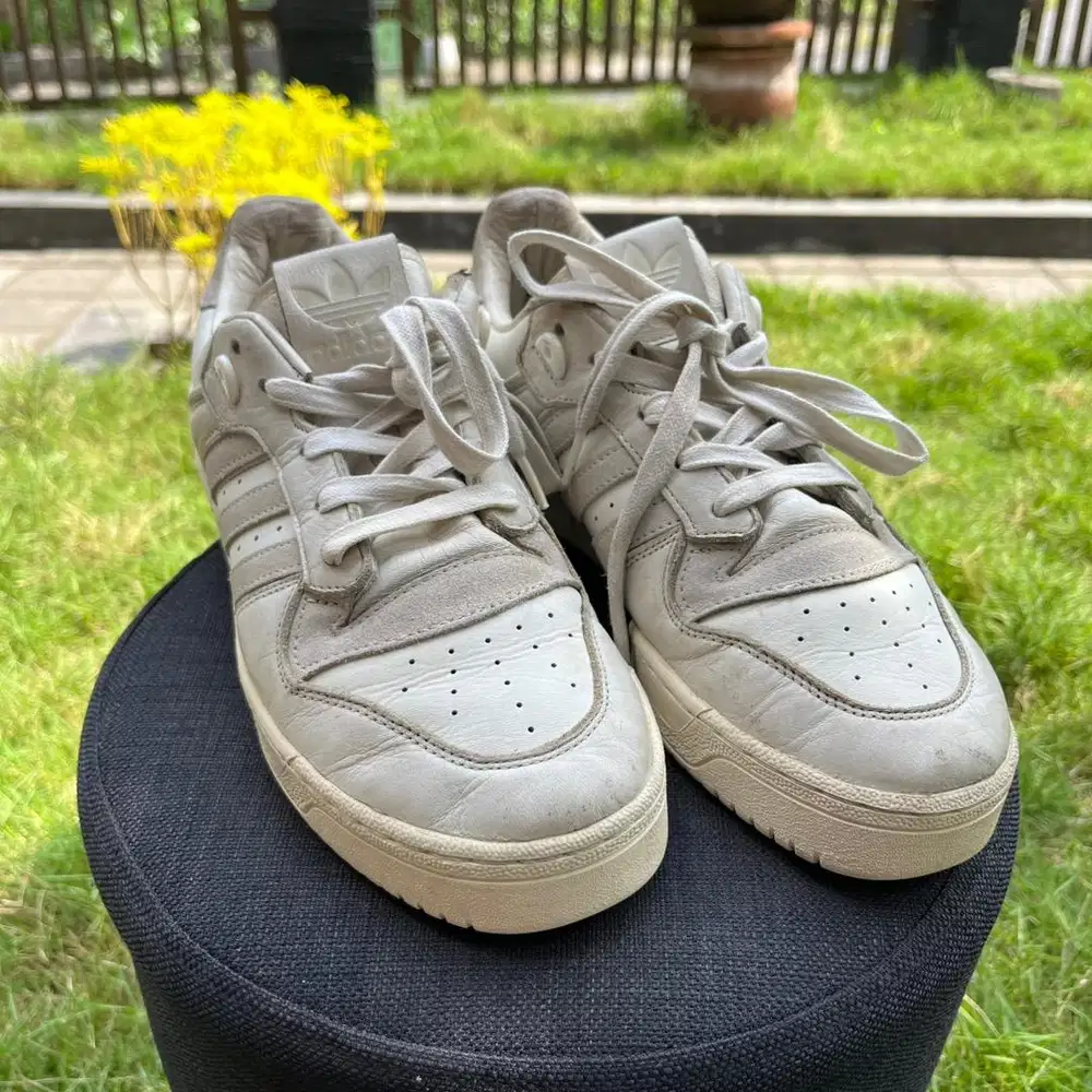 Sepatu Ori Adidas Rivalry 86 Low Preloved Second